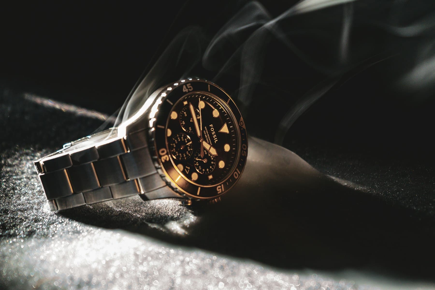 Helios Eclipse black and gold watch